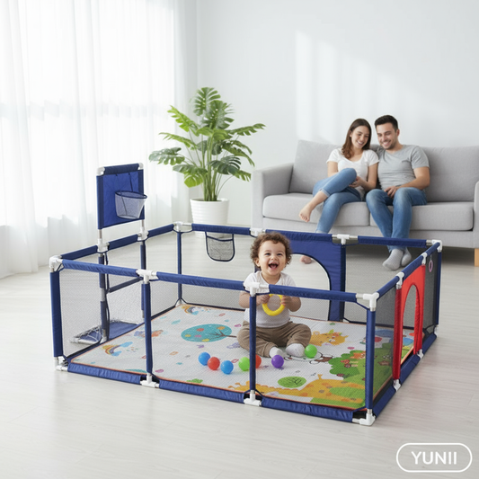 Bébé jouant dans le Baby Park - lifestyle YUNII